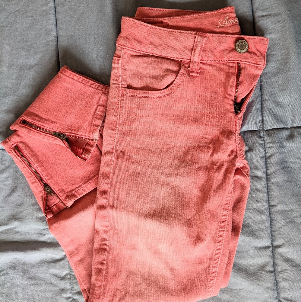 Size 2 American Eagle Coral Skinny Jeans